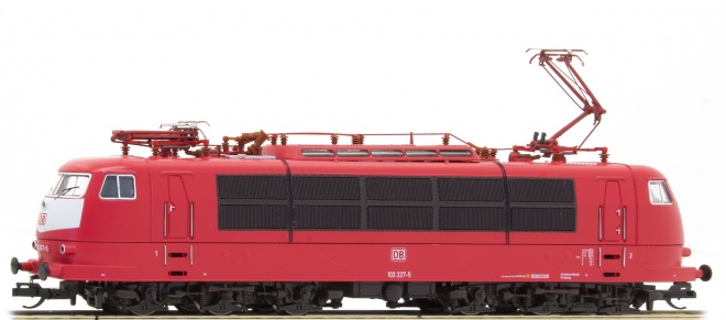 Electric locomotive BR 103<br /><a href='images/pictures/Tillig/219242_c.jpg' target='_blank'>Full size image</a>
